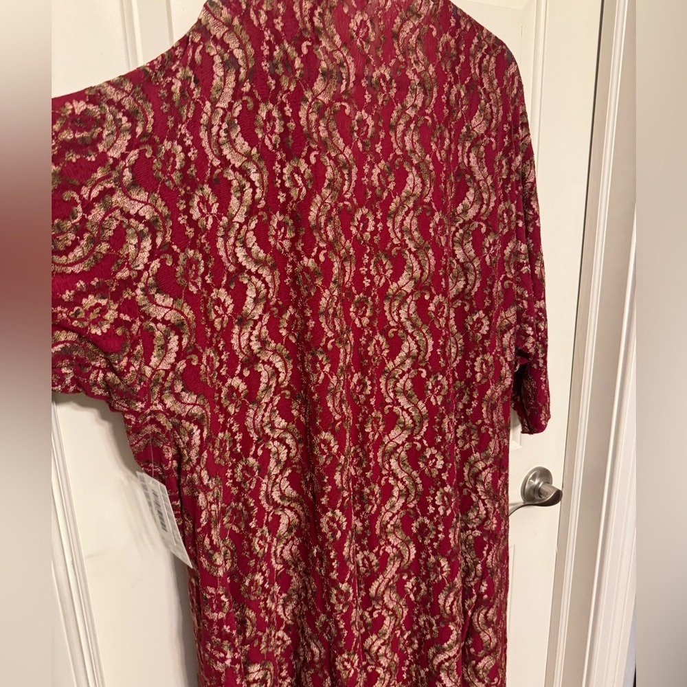 LuLaRoe Shirley Kimono Red Raspberry/Gold Lace Knit Open Front  Sweater Size Lar - Picture 7 of 11